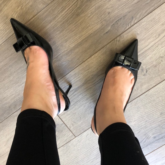 HP 🎉💝Jimmy Choo bow patent leather size 36 heels - Picture 5 of 8